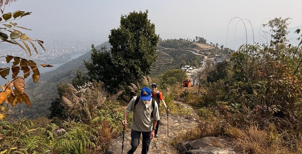 following-the-trails-during-hike