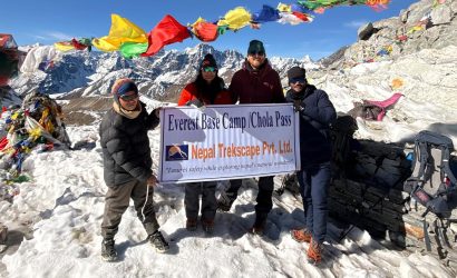 Ajit with his trekkers after crossing thorong la pass