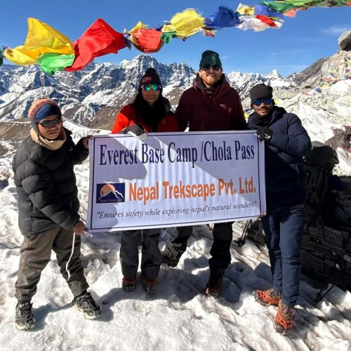 Ajit with his trekkers after crossing thorong la pass
